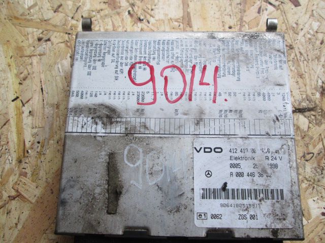 Блок электронный VDO Меседес Актрос A004463802  MP1